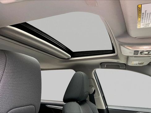 Certified 2025 Toyota RAV4 XLE w/ Convenience Package FWD image 30
