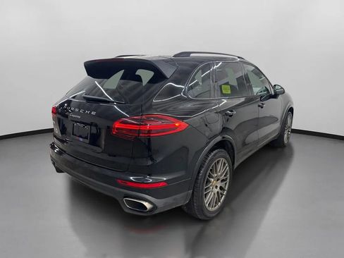 Used 2018 Porsche Cayenne image 10