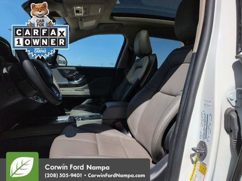 Used 2025 Lincoln Corsair Reserve w/ Equipment Group 202A AWD/4WD image 23