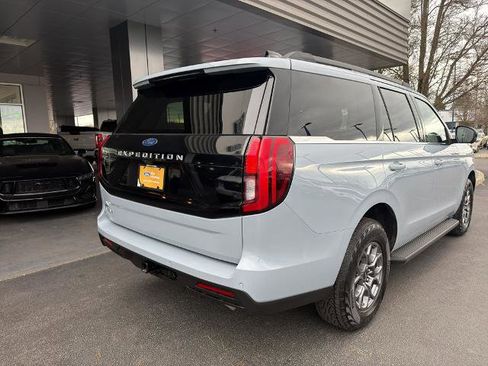 Certified 2025 Ford Expedition Active AWD/4WD image 13