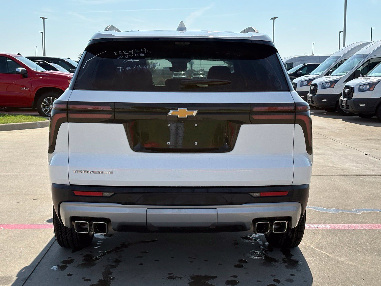 Used 2026 Chevrolet Traverse LT w/ Driver Confidence Package FWD image 6