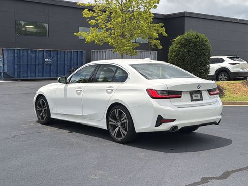 Used 2021 BMW 330i Sedan w/ Convenience Package RWD image 12