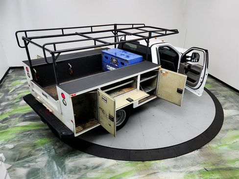 Used 2017 Ford F350 XL w/ Power Equipment Group image 38