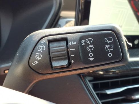Used 2024 Ford Escape ST-Line w/ Tech Pack #1 AWD/4WD image 26