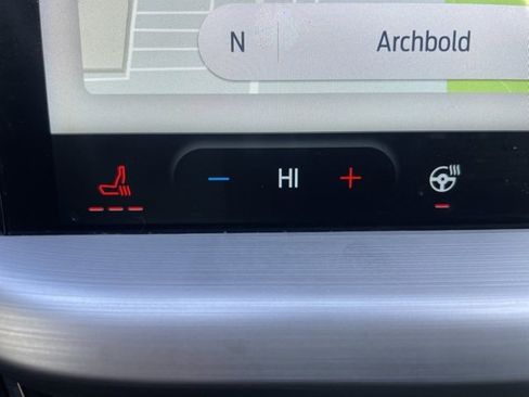 Used 2024 Ford Escape Platinum image 25