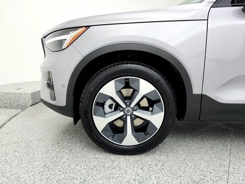 New 2026 Volvo XC40 B5 Plus w/ Protection Package Premier image 29