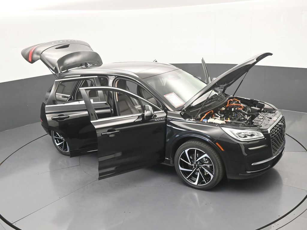 Used 2024 Lincoln Corsair Grand Touring AWD/4WD image 69