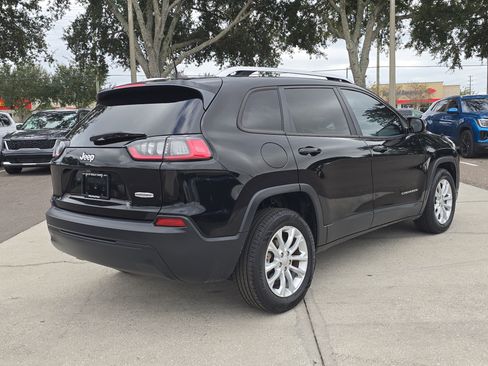 Used 2020 Jeep Cherokee Latitude image 8