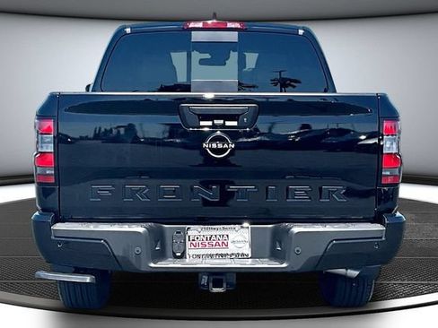 New 2026 Nissan Frontier SV w/ SV Convenience Package RWD image 4