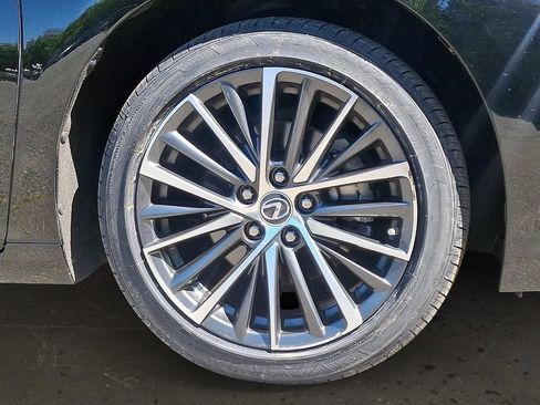 Used 2023 Lexus ES 250 w/ Premium Package AWD/4WD image 10