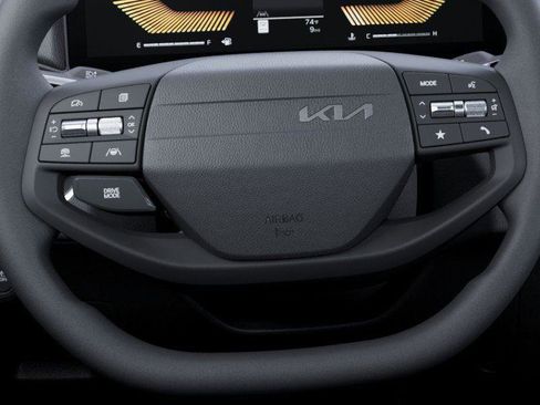 New 2026 Kia K4 LXS image 22