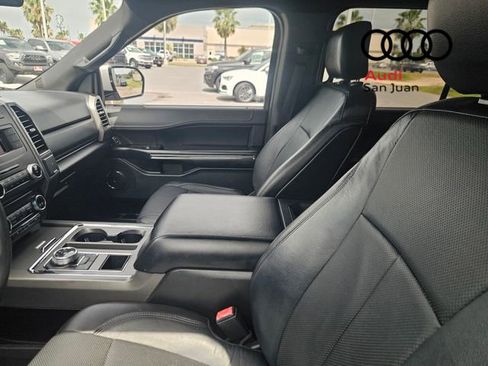 Used 2018 Ford Expedition XLT w/ Equipment Group 201A RWD image 8