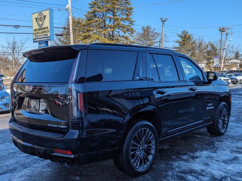 Used 2023 Cadillac Escalade V image 7