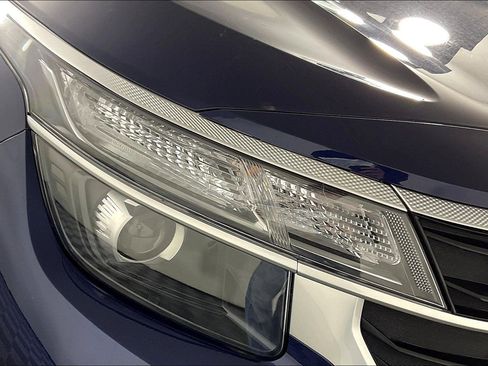 New 2026 Kia Seltos LX AWD/4WD image 8
