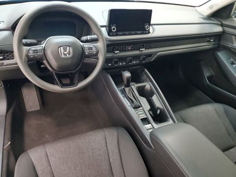 Certified 2025 Honda Accord SE image 19