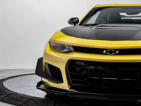 Used 2024 Chevrolet Camaro ZL1 image 37