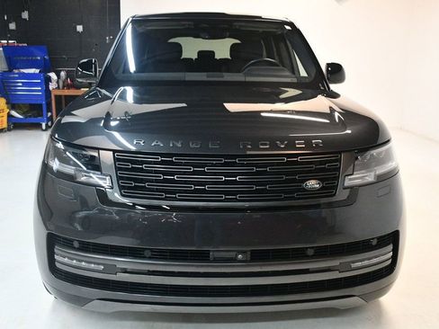 Used 2023 Land Rover Range Rover SE image 14