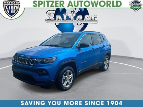 Used 2023 Jeep Compass Latitude w/ Convenience Group AWD/4WD image 4