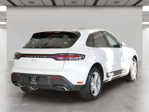 Used 2022 Porsche Macan image 5