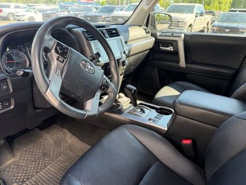 Used 2022 Toyota 4Runner TRD Sport w/ Technology Package AWD/4WD image 20