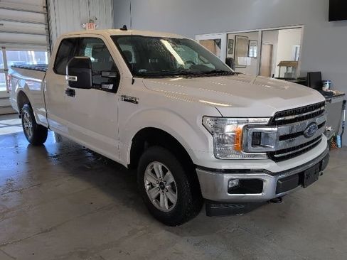Used 2019 Ford F150 XLT w/ Trailer Tow Package image 5