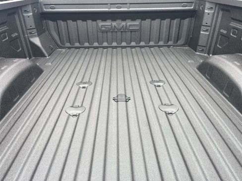 New 2026 GMC Sierra 2500 SLT w/ SLT Premium Package image 6