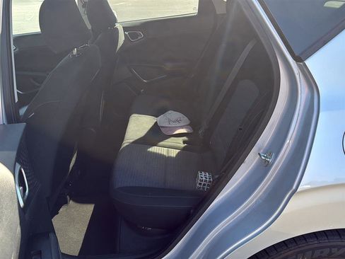 Used 2020 Kia Soul S FWD image 12