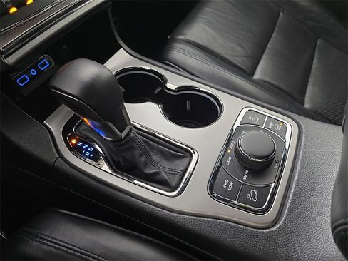 Used 2018 Jeep Grand Cherokee High Altitude image 28