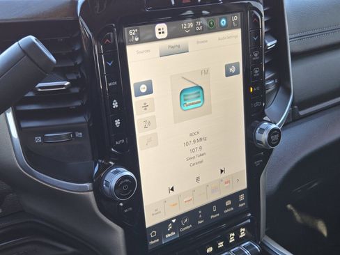 Used 2024 RAM 2500 Laramie image 21