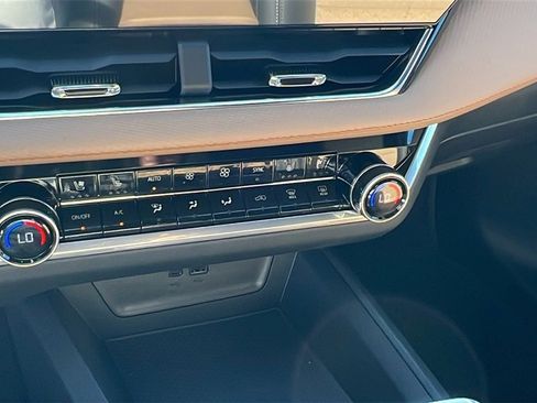 New 2026 Chevrolet Equinox ACTIV w/ Convenience Package III image 26