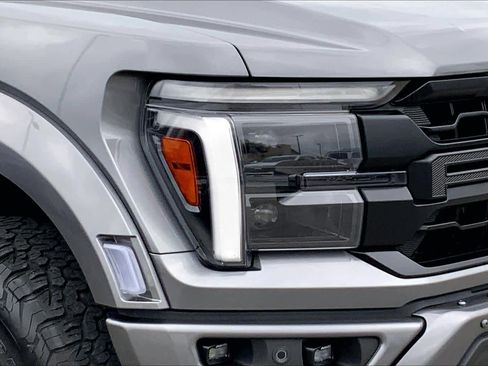 Used 2025 Ford F150 Raptor w/ Equipment Group 803A Raptor R AWD/4WD image 25