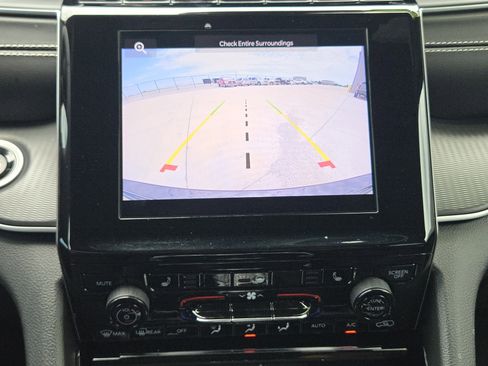 Used 2023 Jeep Grand Cherokee Altitude AWD/4WD image 17