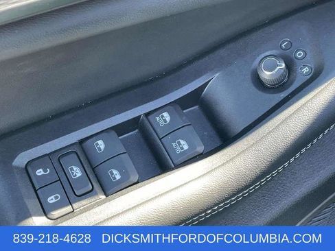 Used 2024 Jeep Grand Cherokee L Laredo image 17