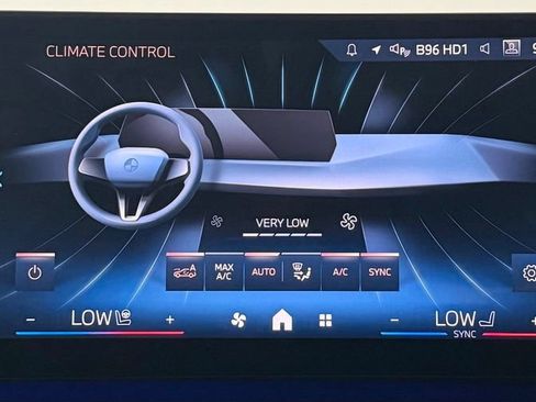 Used 2025 BMW 228i xDrive AWD/4WD image 19