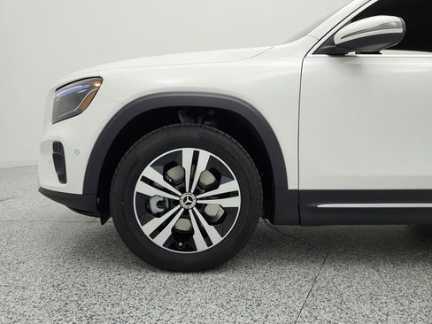 New 2026 Mercedes-Benz GLB 250 image 13