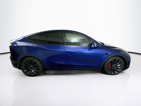Used 2021 Tesla Model Y Performance AWD/4WD image 10