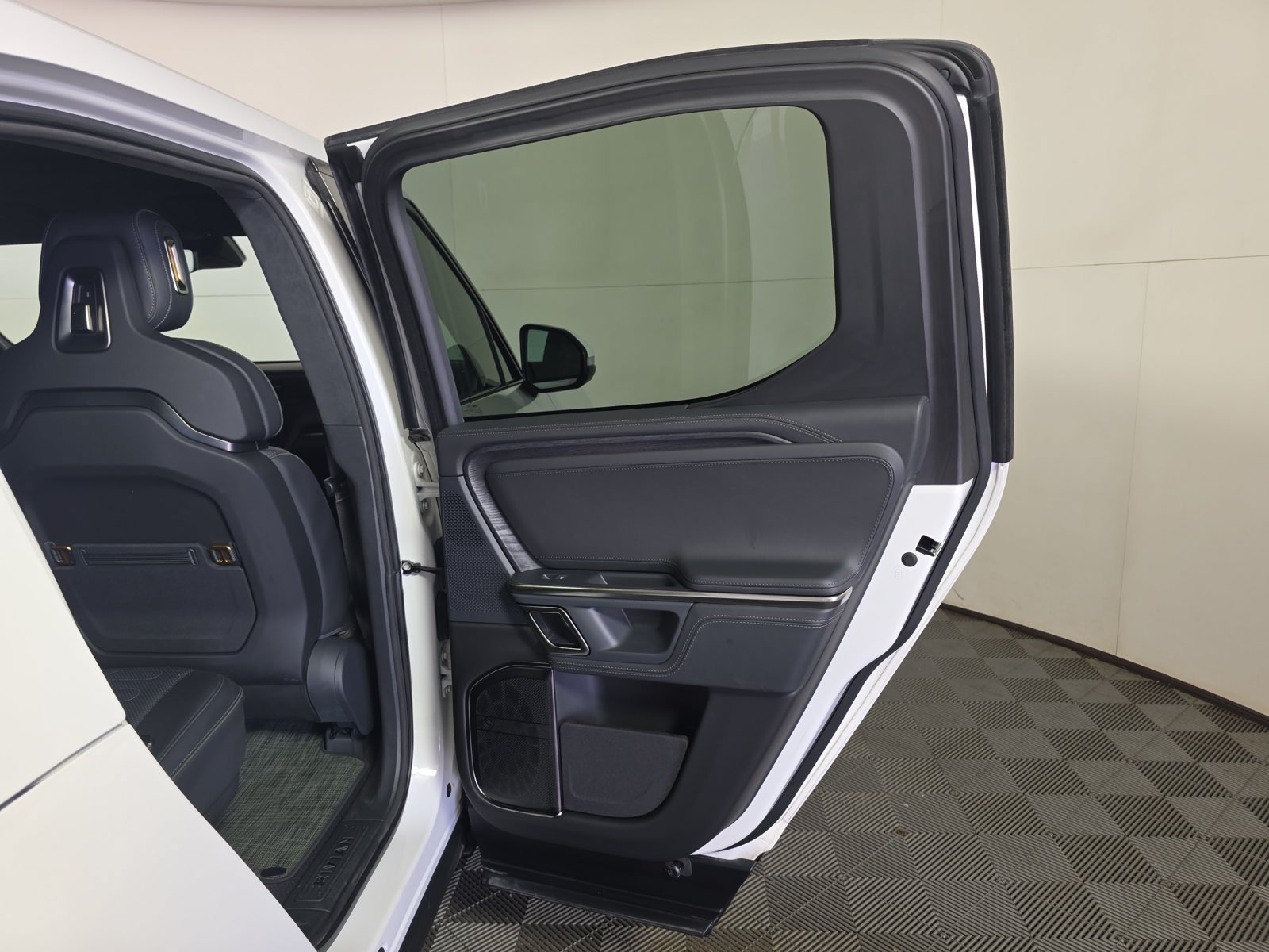 Used 2023 Rivian R1T Adventure Quad AWD/4WD image 19