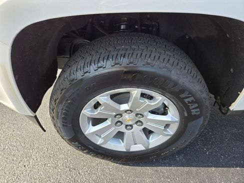 Used 2022 Chevrolet Colorado LT w/ Fleet Safety Package RWD image 22
