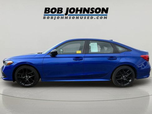 Used 2023 Honda Civic Sport image 6