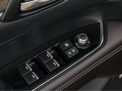 Used 2025 MAZDA CX-5 Signature AWD/4WD image 9