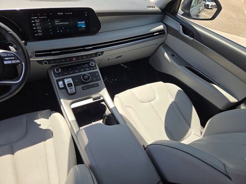 Used 2025 Hyundai Palisade SEL FWD image 14
