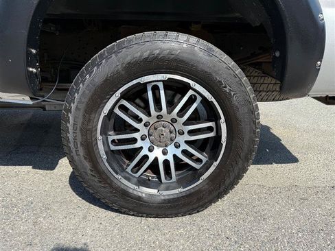 Used 2016 Ford F250 Platinum w/ FX4 Off-Road Package AWD/4WD image 13