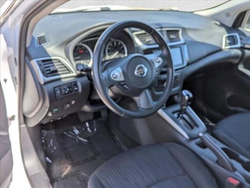 Used 2019 Nissan Sentra SV FWD image 10
