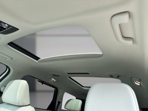 Used 2026 Hyundai Palisade Calligraphy FWD image 17