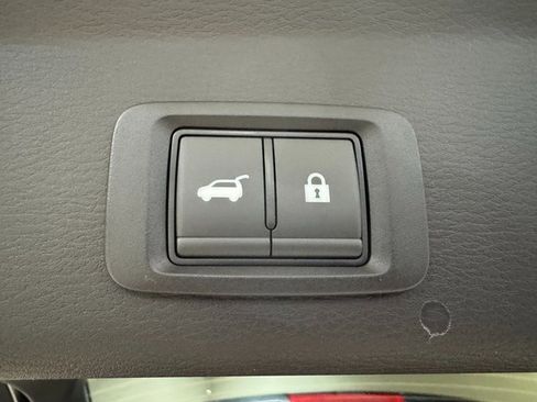 New 2026 Mitsubishi Outlander SE image 25