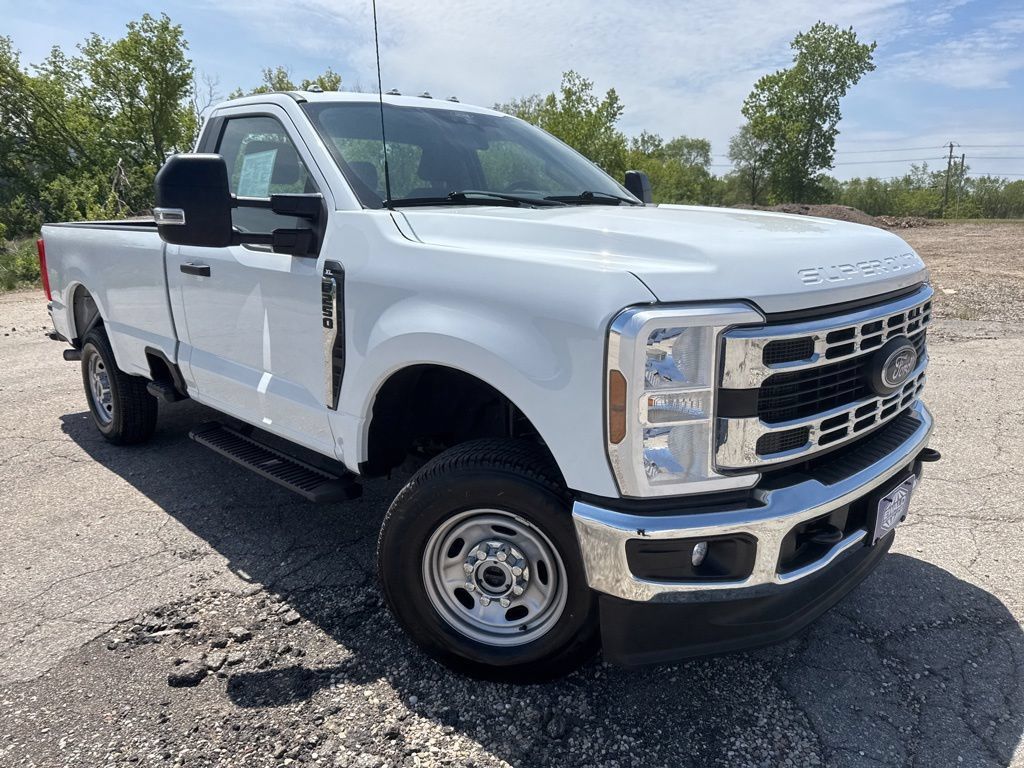 Used 2024 Ford F250 XL w/ XL Chrome Package AWD/4WD image 2
