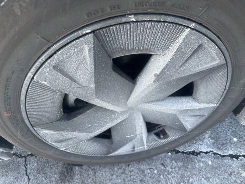 Used 2026 Toyota Prius LE image 5