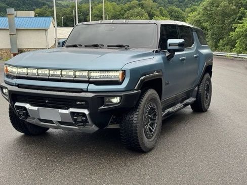 Used 2024 GMC Hummer EV 3X w/ Omega Edition AWD/4WD image 4