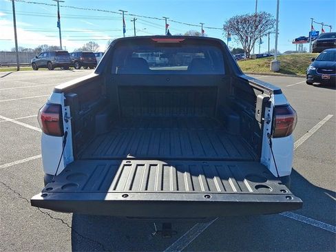 Used 2023 Hyundai Santa Cruz SEL image 25