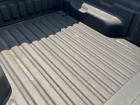 Certified 2022 Ford Maverick XLT FWD image 7